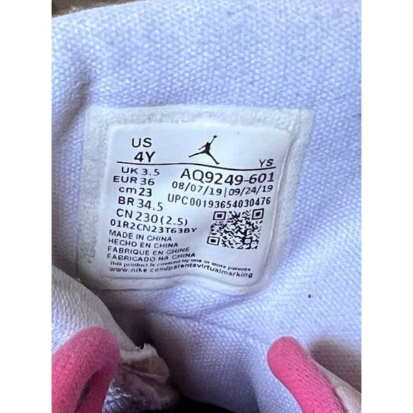 Jordan Max Aura Pink White Athletic Shoes Women's 5.5 (4Y) AQ9249-601 - Picture 5 of 5